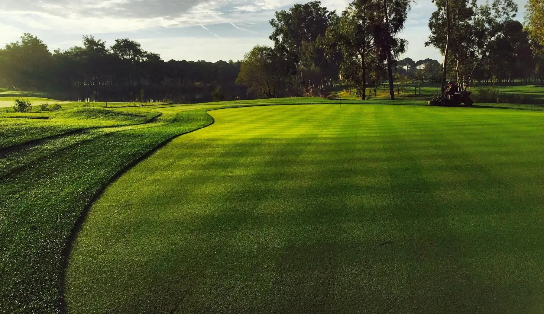 Kaya Palazzo Golf
